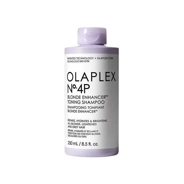 Olaplex nº4P Blonde Enhancer Toning Shampoo est un shampooing violet hautement concentré pour purifier, tonifier et réparer les cheveux blonds, décolorés / gris