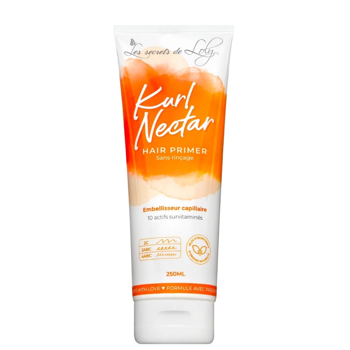 Élu meilleur leave-in conditioner au NHA Prize 2018, le Kurl Nectar des Secrets de Loly favorise une meilleure résistance à l’humidité, un démêlage parfait et une définition légère des boucles.