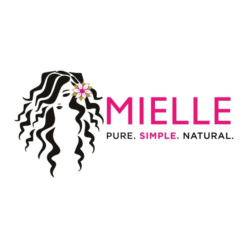 Mielle Organics est une marque US spécialisée dans les cosmétiques naturels pour les cheveux. Lancée en 2014, la gamme a bousculé l’industrie par son efficacité