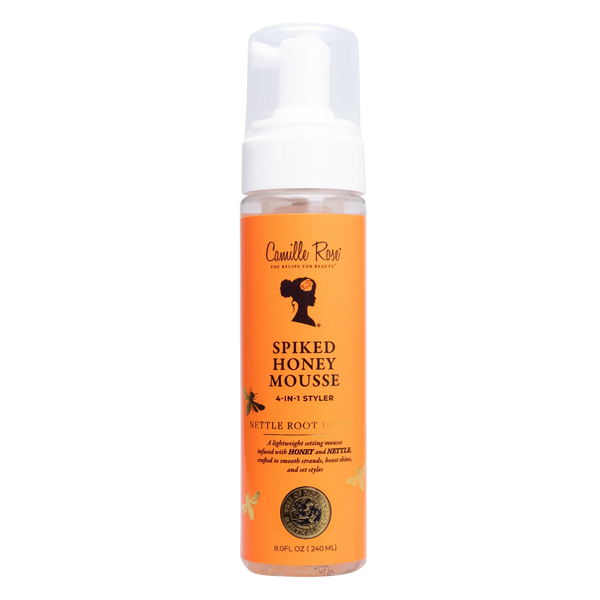 Mousse coiffante Camille Rose pour tous types de cheveux. Sculpte facilement et sublime les boucles naturelles, pour une coiffure qui dure tout au long de la journée
