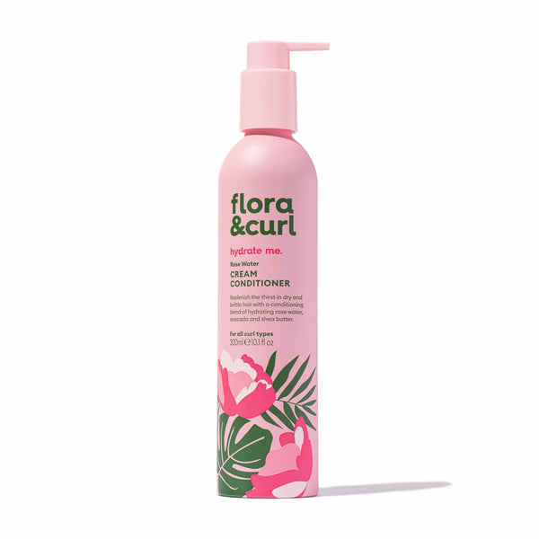 Crémeux à souhait, Rose Water Cream Conditioner est un après-shampoing pour cheveux secs. Contient des huiles de Coco, Avocat, Olive et du beurre de Karité.