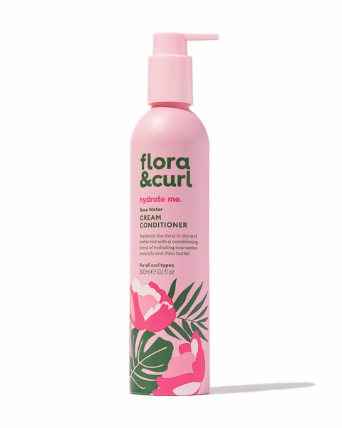 Crémeux à souhait, Rose Water Cream Conditioner est un après-shampoing pour cheveux secs. Contient des huiles de Coco, Avocat, Olive et du beurre de Karité.