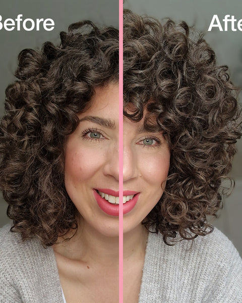 Super Volumizing Foam, la mousse coiffante par Bouclème. Capable de donner une excellente définition à vos boucles tout en procurant un bel effet volumisateur. 