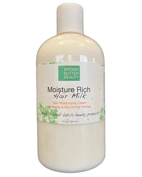 Riche tout en restant très hydratant le Moisture Rich Hair Milk est idéal pour vos cheveux bouclés. Vous allez fondre pour sa texture crémeuse et son efficacité.