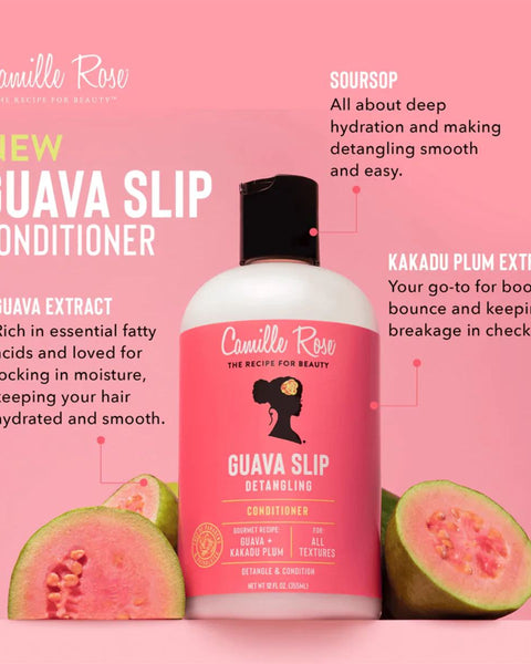 Guava Slip Conditioner de Camille Rose est un après-shampoing démêlant et fortifiant. Il offre une texture riche et à une glisse exceptionnelle.