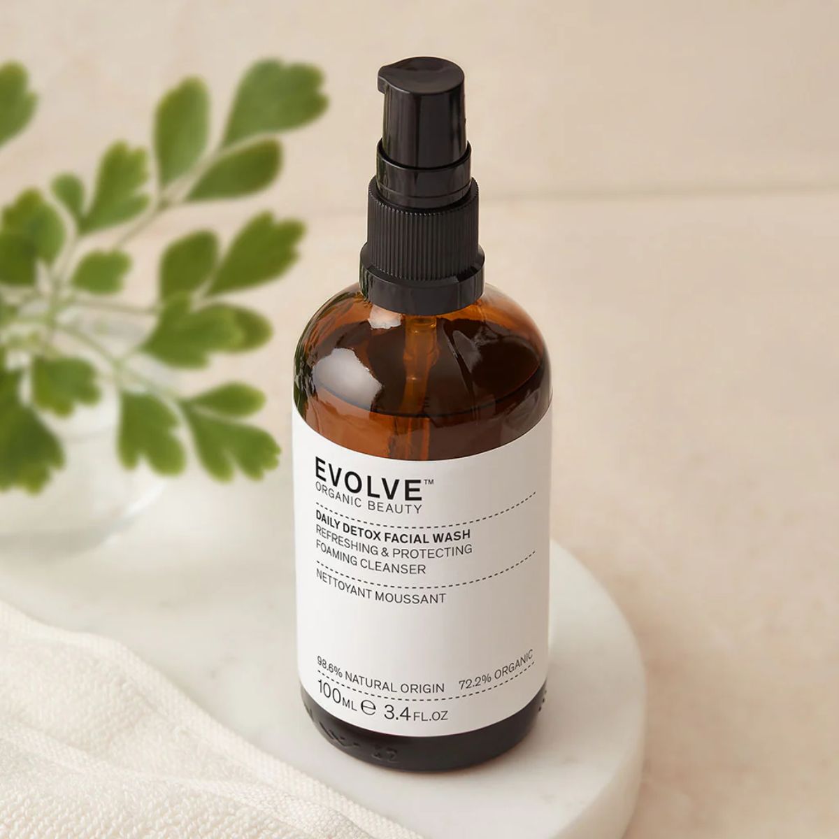 Evolve Organic Beauty • Daily Detox Facial Wash (nettoyant moussant) - Colorful Black