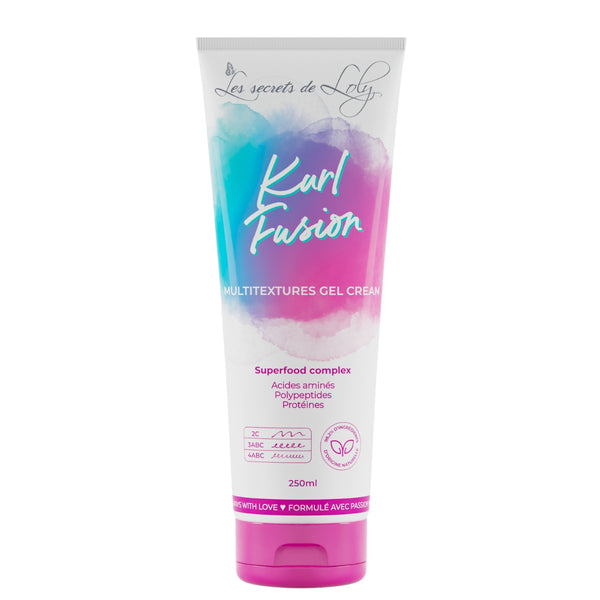 Les Secrets de Loly Kurl Fusion fait des miracles sur cheveux "multitexturés", associant l'hydratation d'une gelée, la nutrition d'un lait et la définition d'un gel.