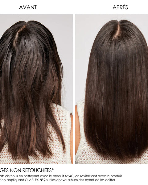 Le shampoing clarifiant Olaplex purifie les cheveux, optimise leur éclat naturel & les prépare efficacement à recevoir les bienfaits de votre routine capillaire