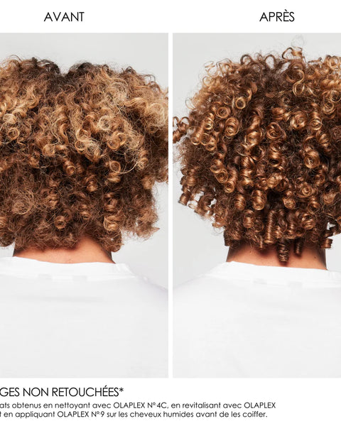 Le shampoing clarifiant Olaplex purifie les cheveux, optimise leur éclat naturel & les prépare efficacement à recevoir les bienfaits de votre routine capillaire