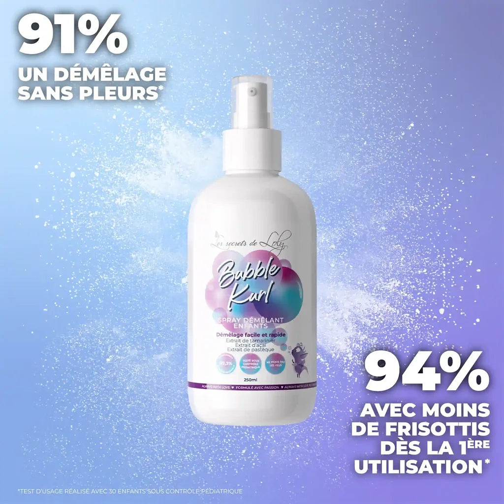 Spray démêlant sans rinçage pour enfants. Hydrate, démêle et rafraîchit les boucles sans alourdir. Dès 18 mois, sans alcool ni parfum synthétique.
