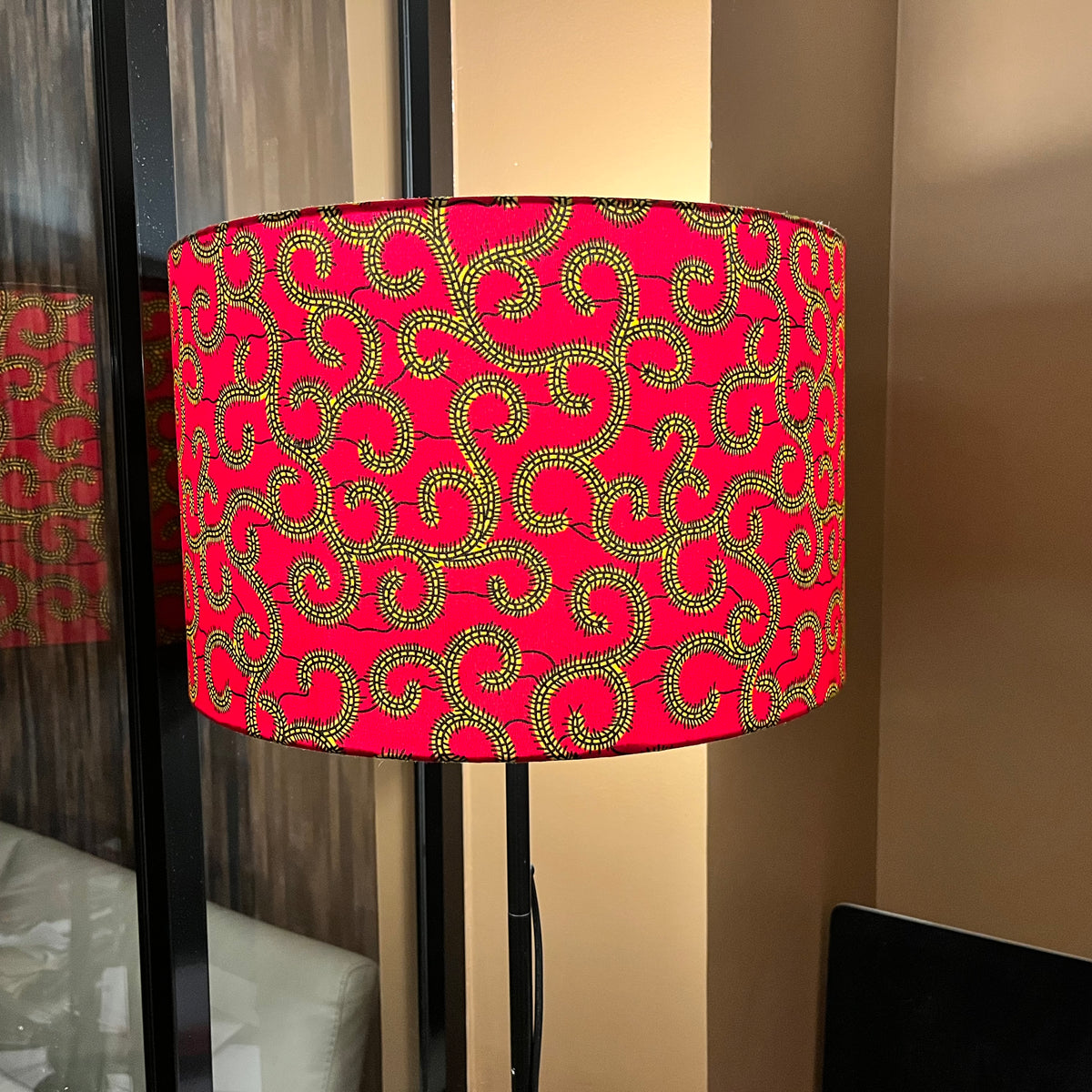 Colorful Black - Shade in Wax Print - Diameter 40cm (height 25cm) - model 1