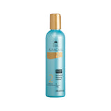L'Anti-Dandruff Moisturizing Conditioner de Keracare est idéal pour revitaliser votre cuir chevelu. Ce soin combat avec efficacité l'assèchement du cuir chevelu.