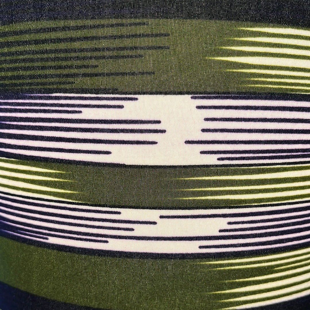 AnnAbatjour - Abat - Jour en Imprimé Wax - Diamètre 25cm (hauteur 20cm) - modèle 2 - Colorful Black