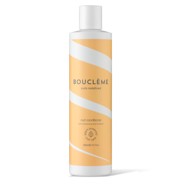 Ultra-hydratant, cet après-shampoing pénètre facilement les cheveux pour les hydrater et les nourrir parfaitement. Il peut se rincer ou s'utiliser sans rinçage.