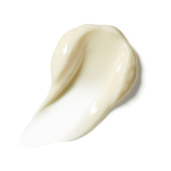Curl Cream est une crème riche. Elle nourrit intensément les cheveux et leur offre  douceur et brillance. Adaptée à la coiffure comme à une hydratation du quotidien.