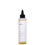L'huile Super Growth de Capill'Care renforce les cheveux, stimule la pousse, apaise le cuir chevelu et scelle l’hydratation à l'intérieur de la fibre capillaire.