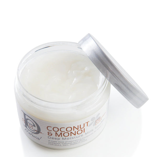 Le Deep Moisture Milk Soufflé de Design Essentials est à la fois un styler et un soin hydratant. Il offre des boucles brillantes, sans frisottis et sans alourdir.
