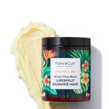Le nouveau masque capillaire Flora & Curl est le mix parfait entre un masque hydratant et un masque réparateur. Formulé pour donner de l'éclat et repulper vos boucles.