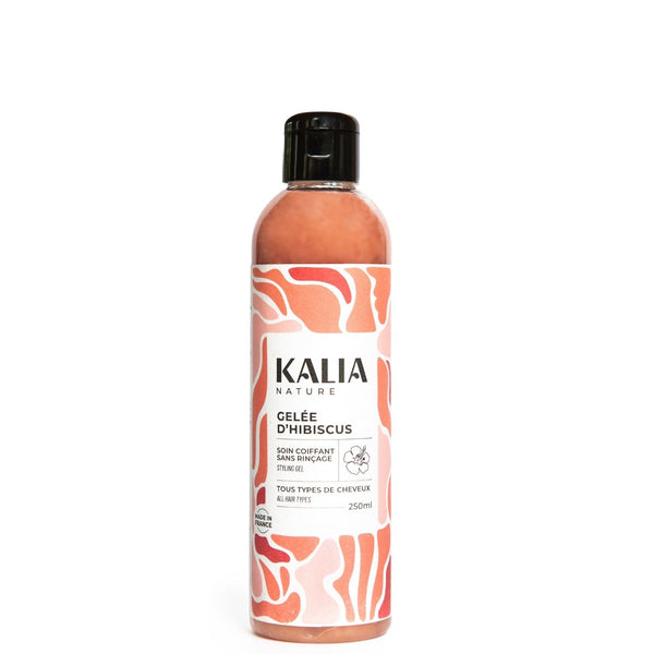 La Gelée d'Hibiscus Kalia Nature permet de booster vos boucles naturelles et leur donne une définition parfaite. Vous pourrez également l'utiliser pour plaquer vos cheveux.