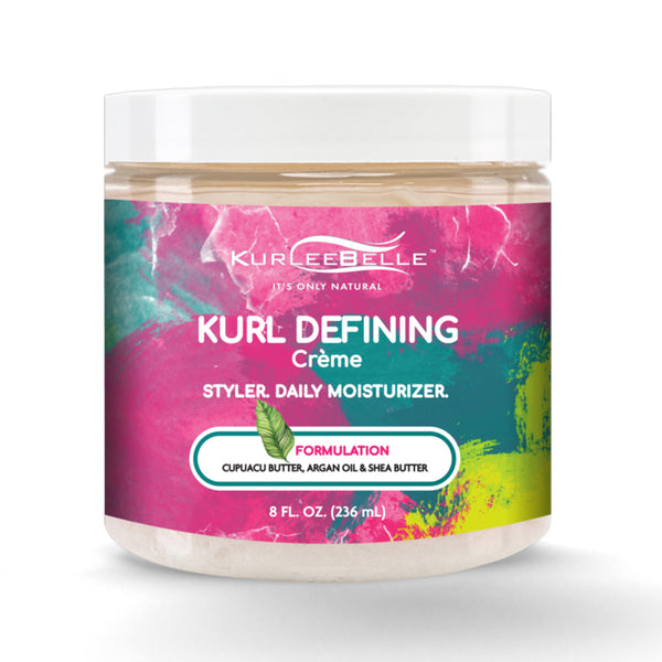 La Kurl Defining Crème de Kurlee Belle hydrate, démêle et définit les boucles ! Cette crème procure douceur, brillance et élongation. Sa composition riche en vitamines et acides gras renforce et encourage la croissance de vos cheveux.