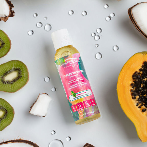 Le Tropical Oils Blend est un somptueux mélange d'huiles tropicales restaure les cheveux secs et abîmés. Il est idéal en bains d'huiles ou en massage sur le cuir chevelu pour activer la pousse.
