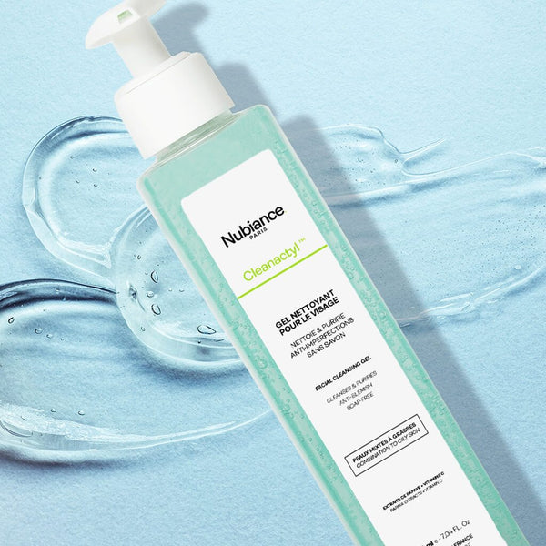 Le gel lavant Nubiance est adapté aux peaux mixtes à grasses à tendance acnéique et/ou à imperfections. Il nettoie la peau des impuretés et de l’excès de sébum.