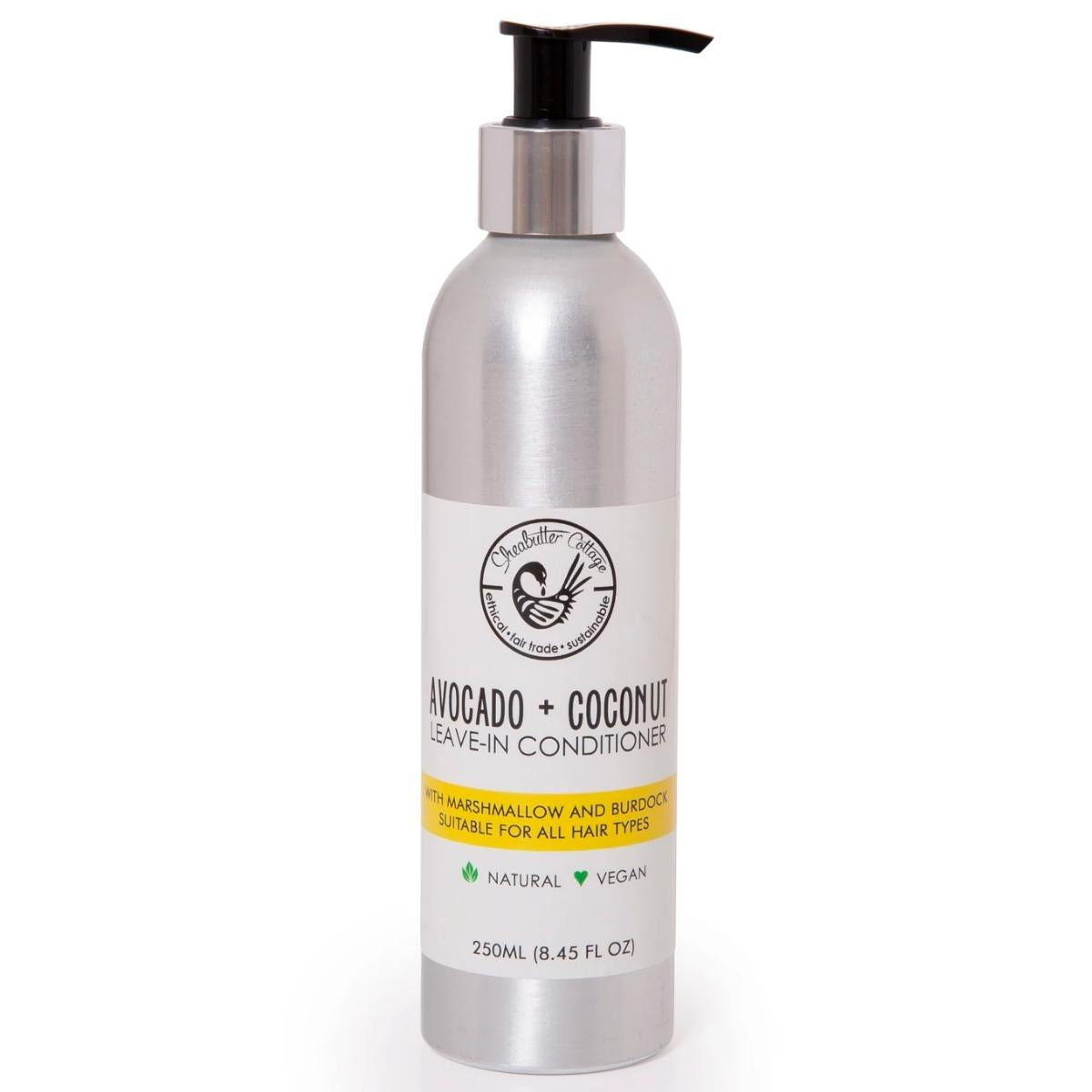 Spray hydratant naturel, idéal pour une utilisation fréquente. Il facilite le démêlage de vos cheveux et aide à maintenir un niveau d’hydratation optimal.