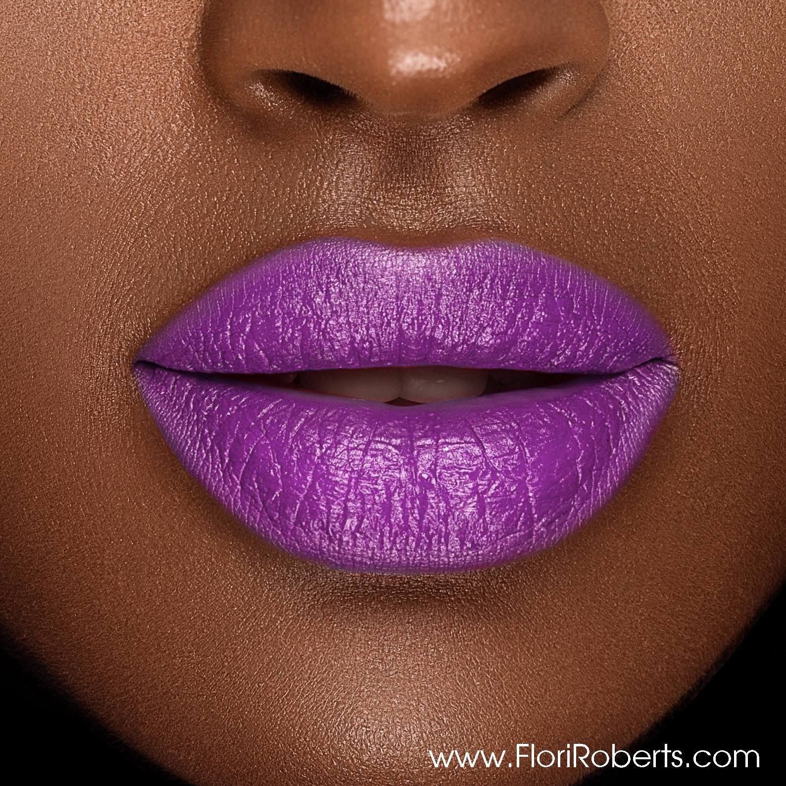 Flori Roberts - Lipstick - Luxury Demi-Matte